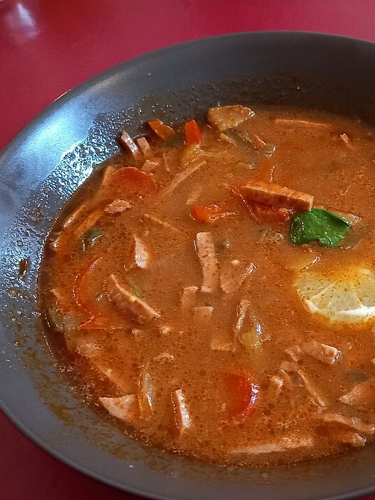 Солянка мясная сборная